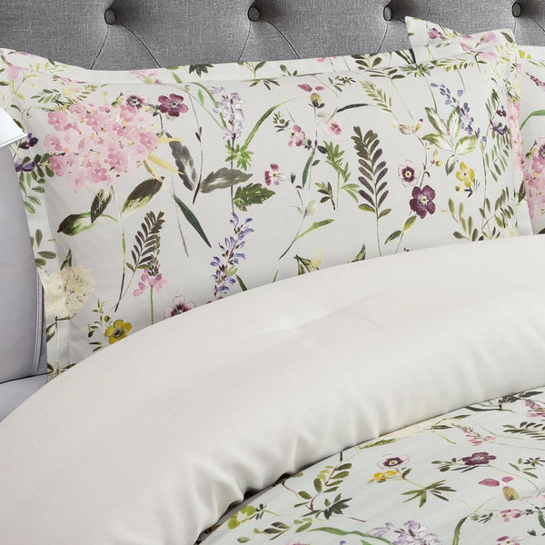 Duchess Collection April Bouquet Comforter Set