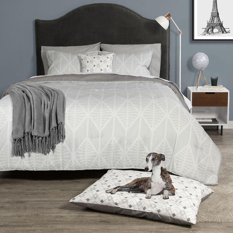 Dog Whisperer Deco Comforter Set & Pet Bed