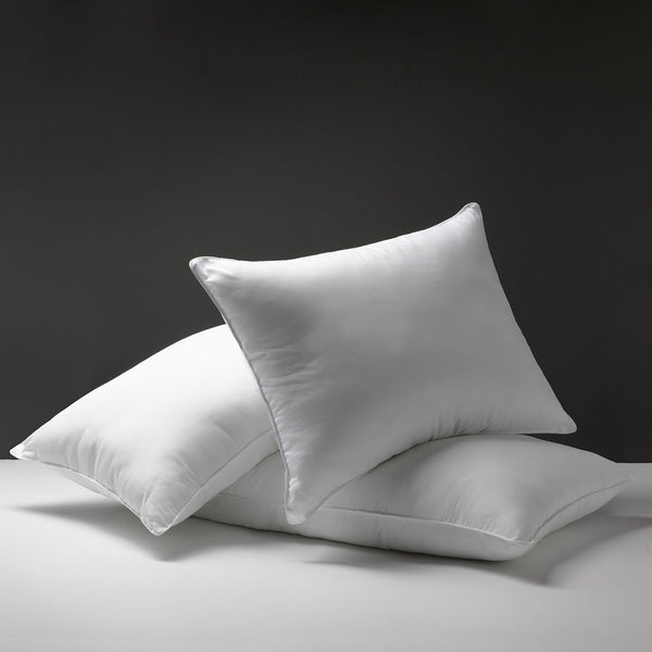 Hotel Dolce Notte Hypoallergenic Firm Pillow