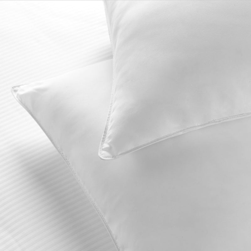 Hotel Sahara Nights II Easy Care Firm Pillow