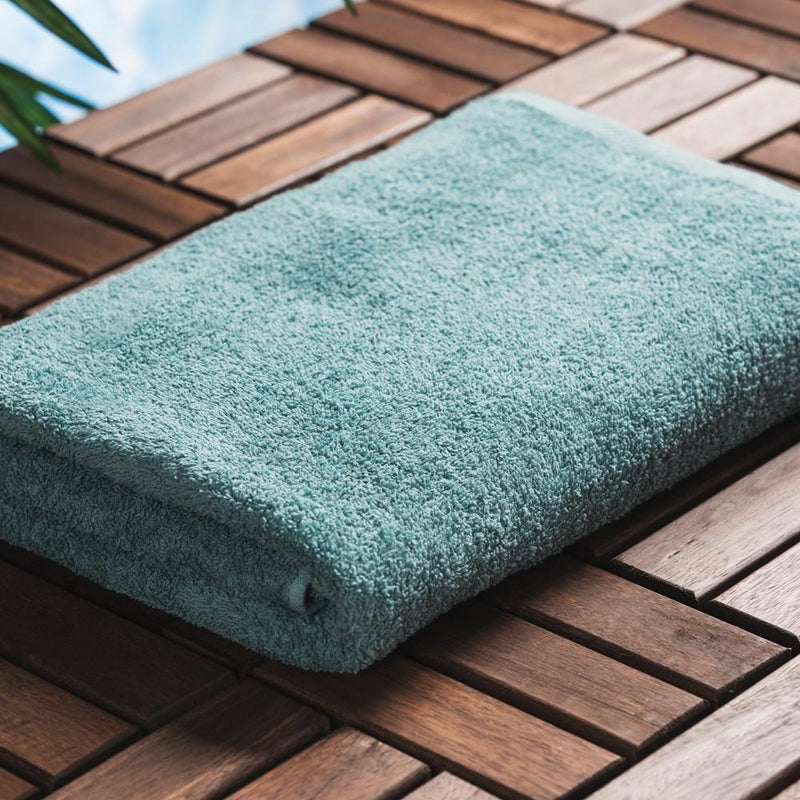 Hotel Splash Solid Pool Towel